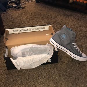 STILL IN BOX converse